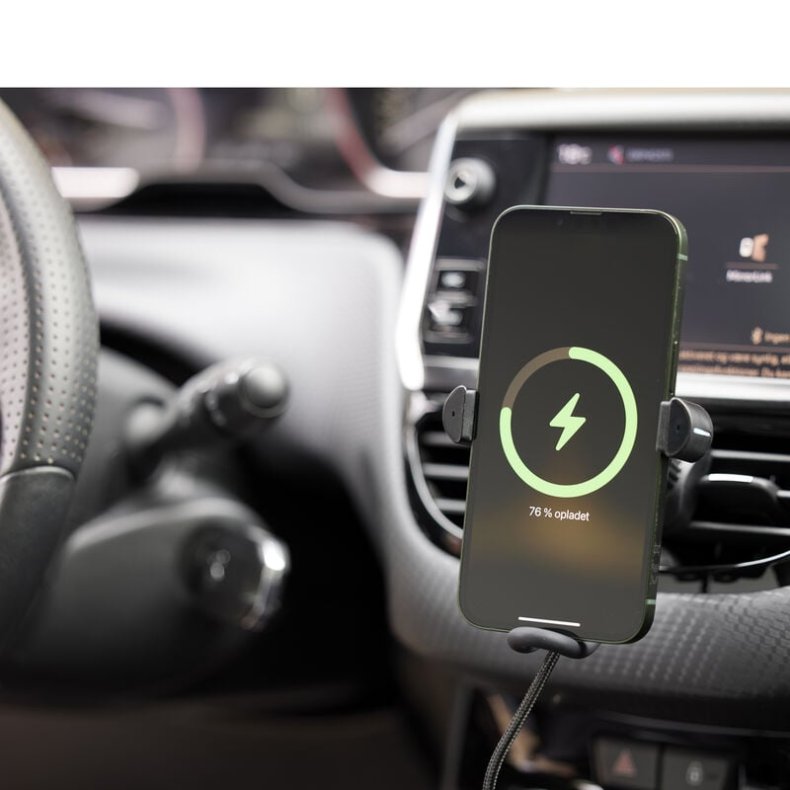 Jacob Jensen QI Car Charger